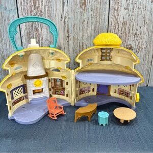 MATTEL Movie WISH Micro House Playset Cottage Travel Toy
